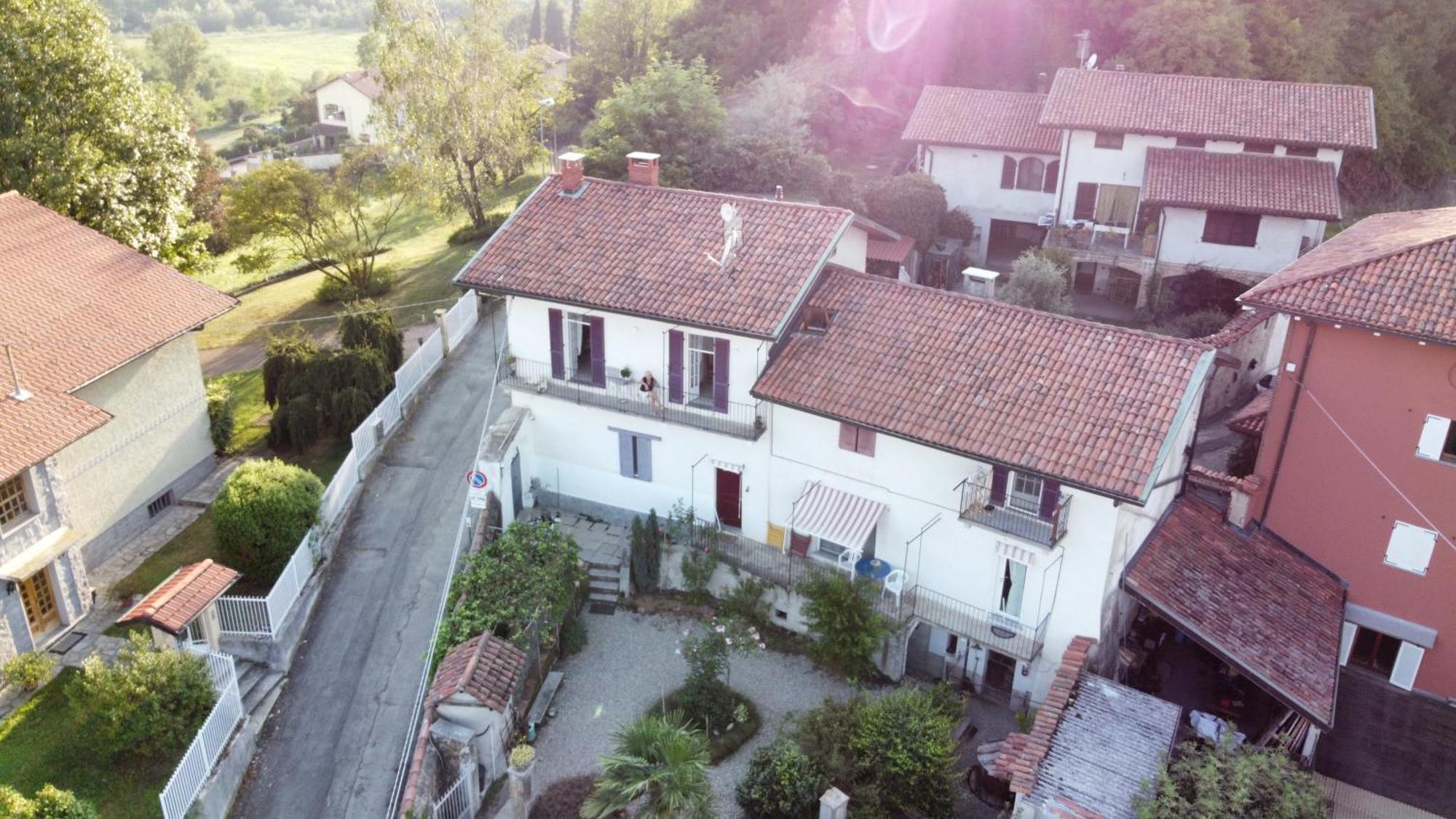 La Casa Di Pietro Hotel Cerrione Exterior photo